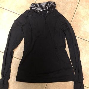 Lululemon size 6 black long sleeve